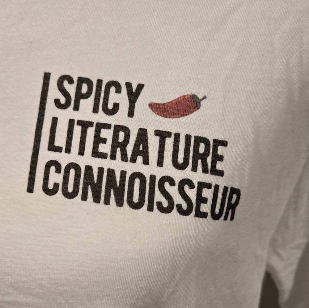 Euc Sz L white Tshirt women's. "Spicy Literature Connoisseur".
